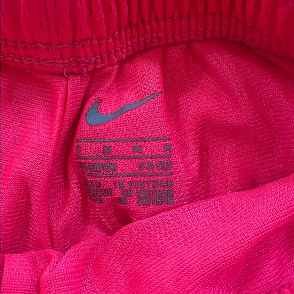 Nike Girls’ Sz M (6) Hot Pink Mesh Athletic‎ Shorts